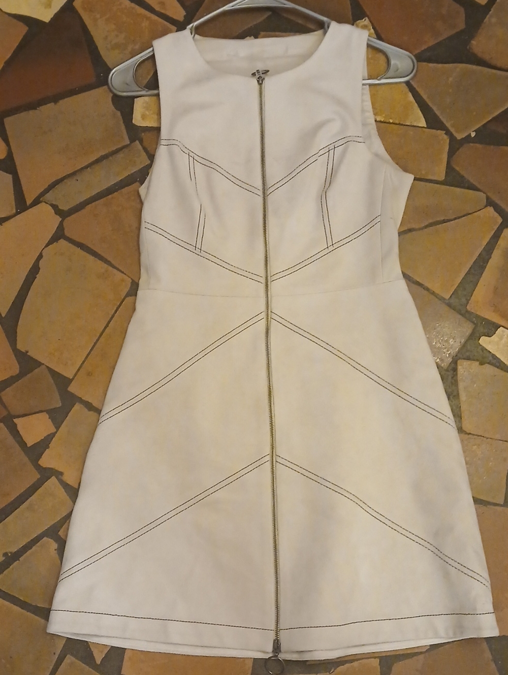 Brand Unknown Womens Sz S Bone Suede Pleated Mini Dress w/ Pull Zipper